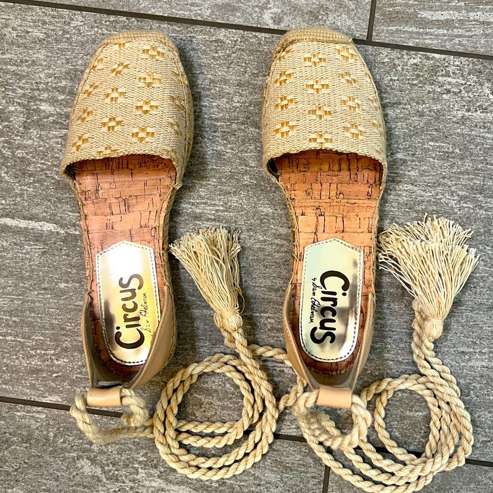 Circus by SAM EDELMAN nude Sandals Size  7